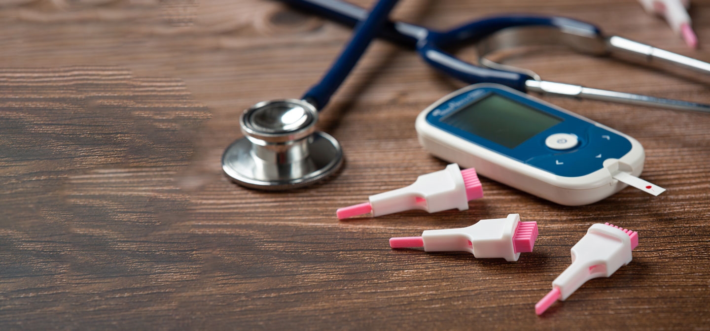 Glucose meter with stethoscope